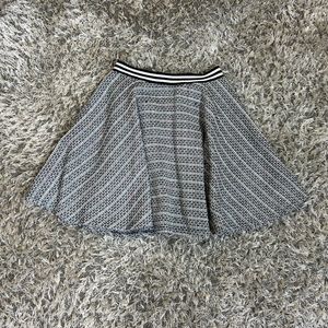 BCBGeneration Flare Mini Skirt Size 0 Black and White Pink Striped Lined